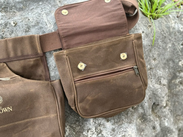 Waxed Canvas Game Bird Bag: Brown